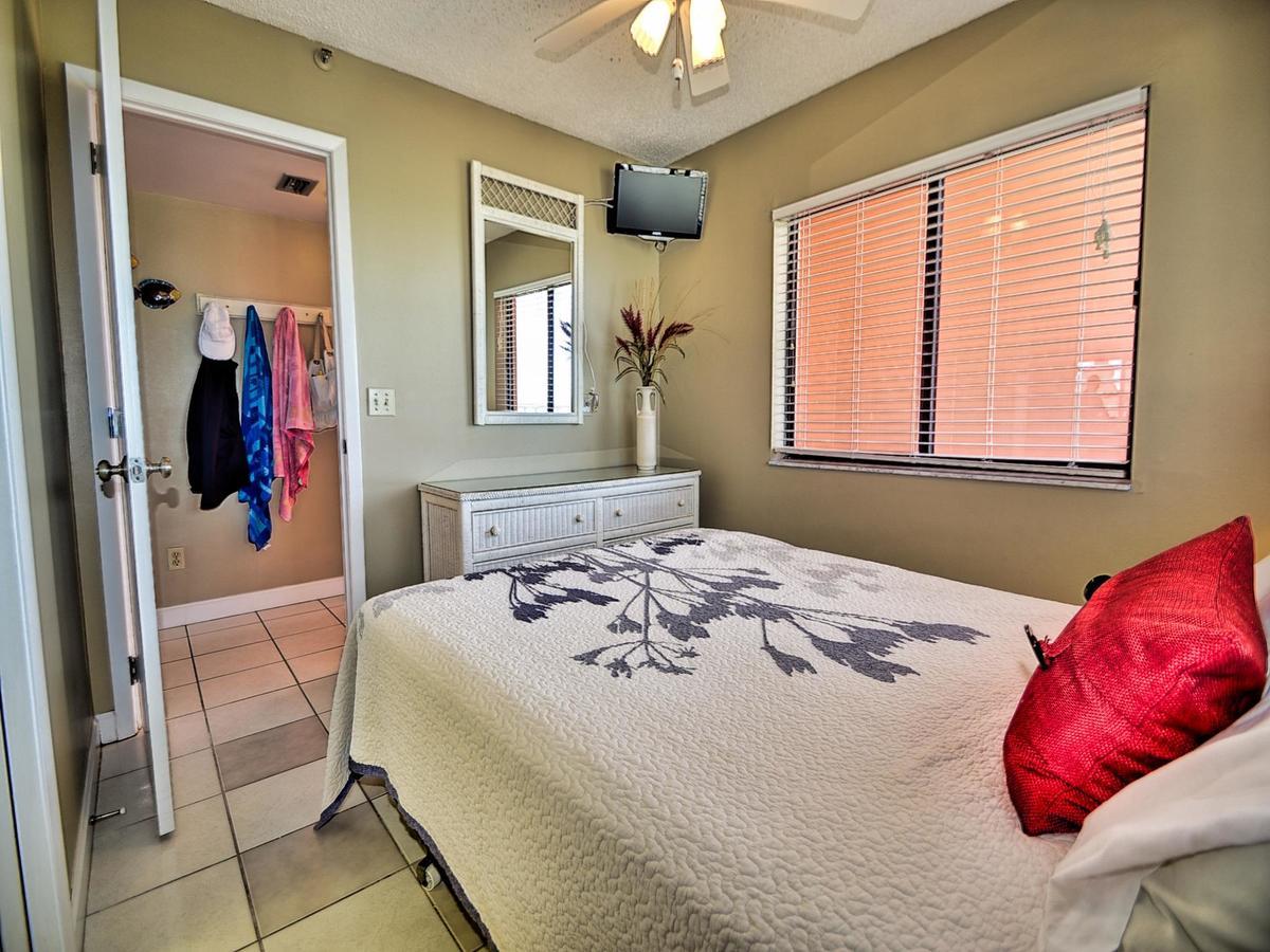 Ferienwohnung Reef Club 301 Clearwater Beach Exterior foto