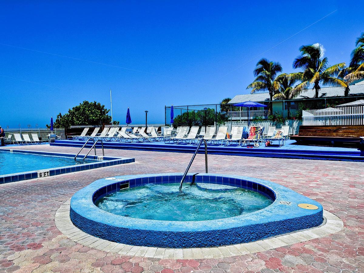 Ferienwohnung Reef Club 301 Clearwater Beach Exterior foto